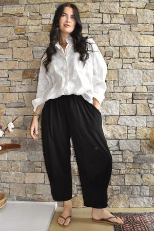 Jo Jo Quirky Classic Barrel Pant Black 